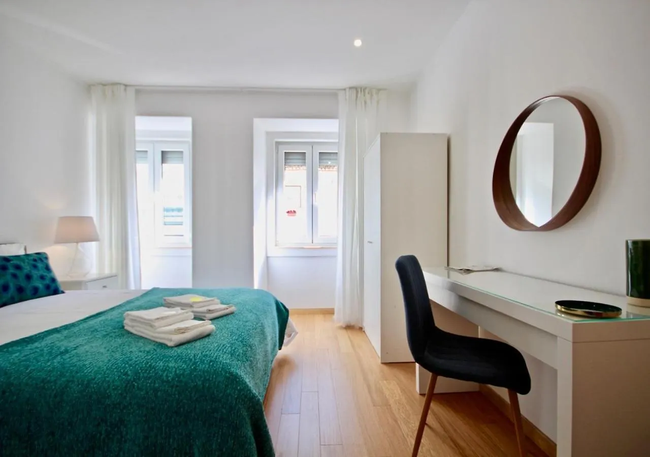 Apartment Akicity Santos Solar Lisbon